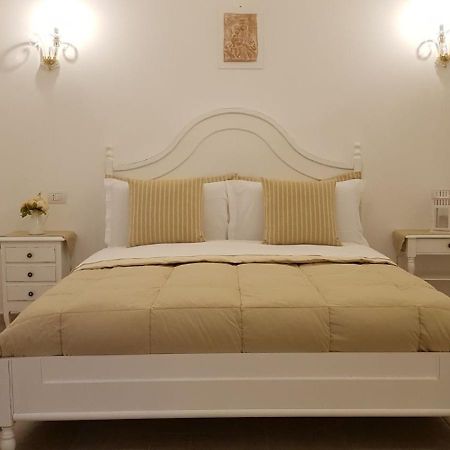 Dimora Palmieri Di Charme Bed and Breakfast Monopoli Exteriör bild