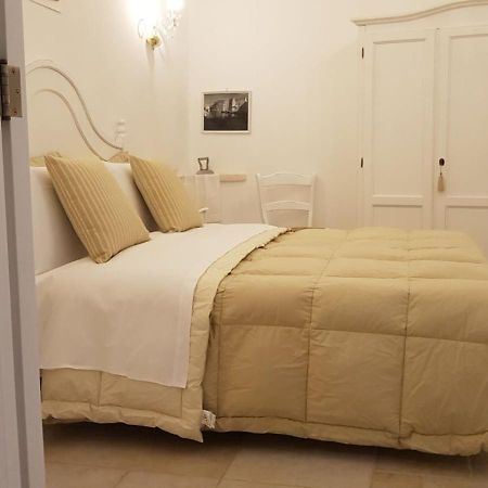 Dimora Palmieri Di Charme Bed and Breakfast Monopoli Exteriör bild