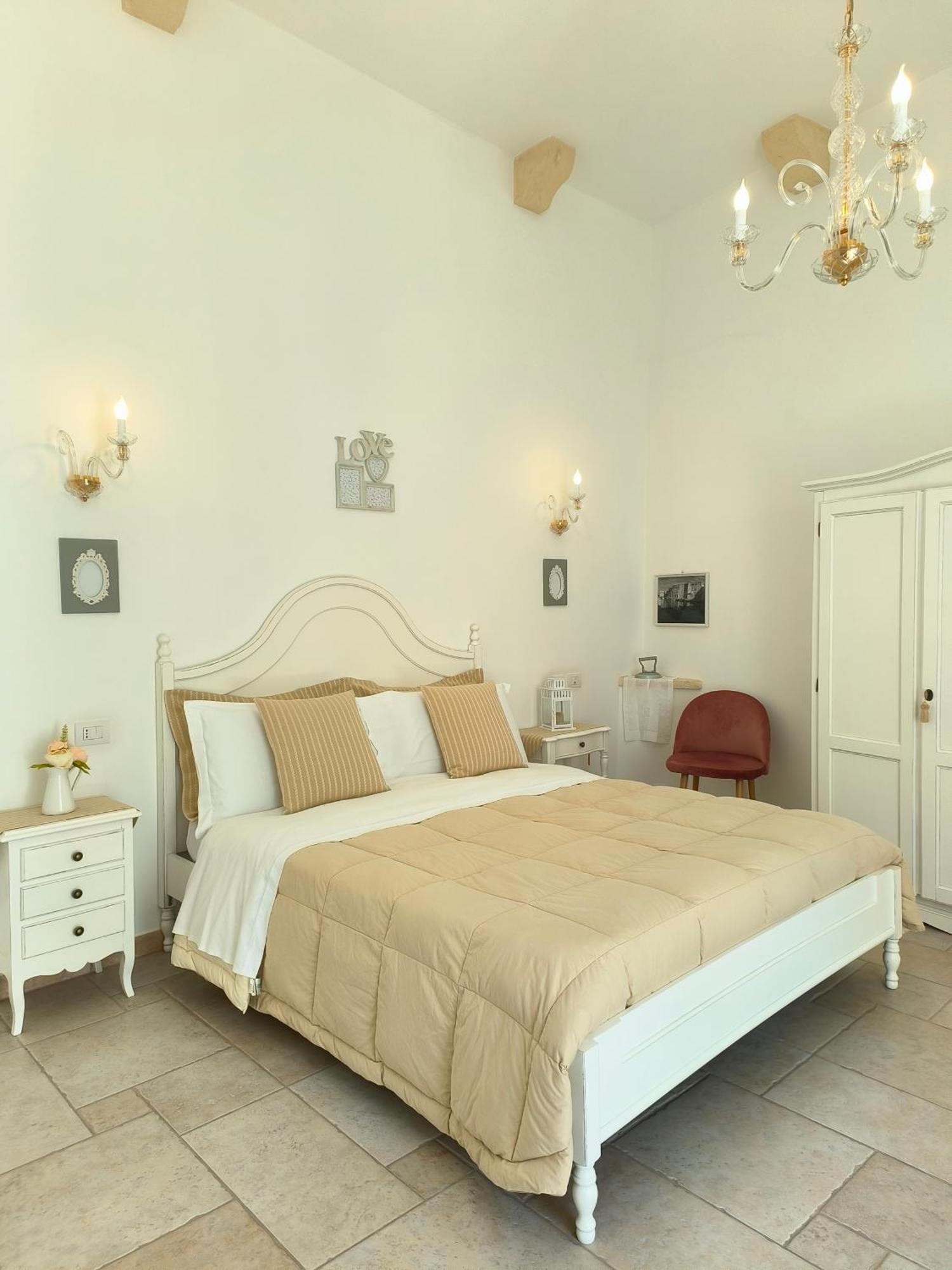 Dimora Palmieri Di Charme Bed and Breakfast Monopoli Exteriör bild