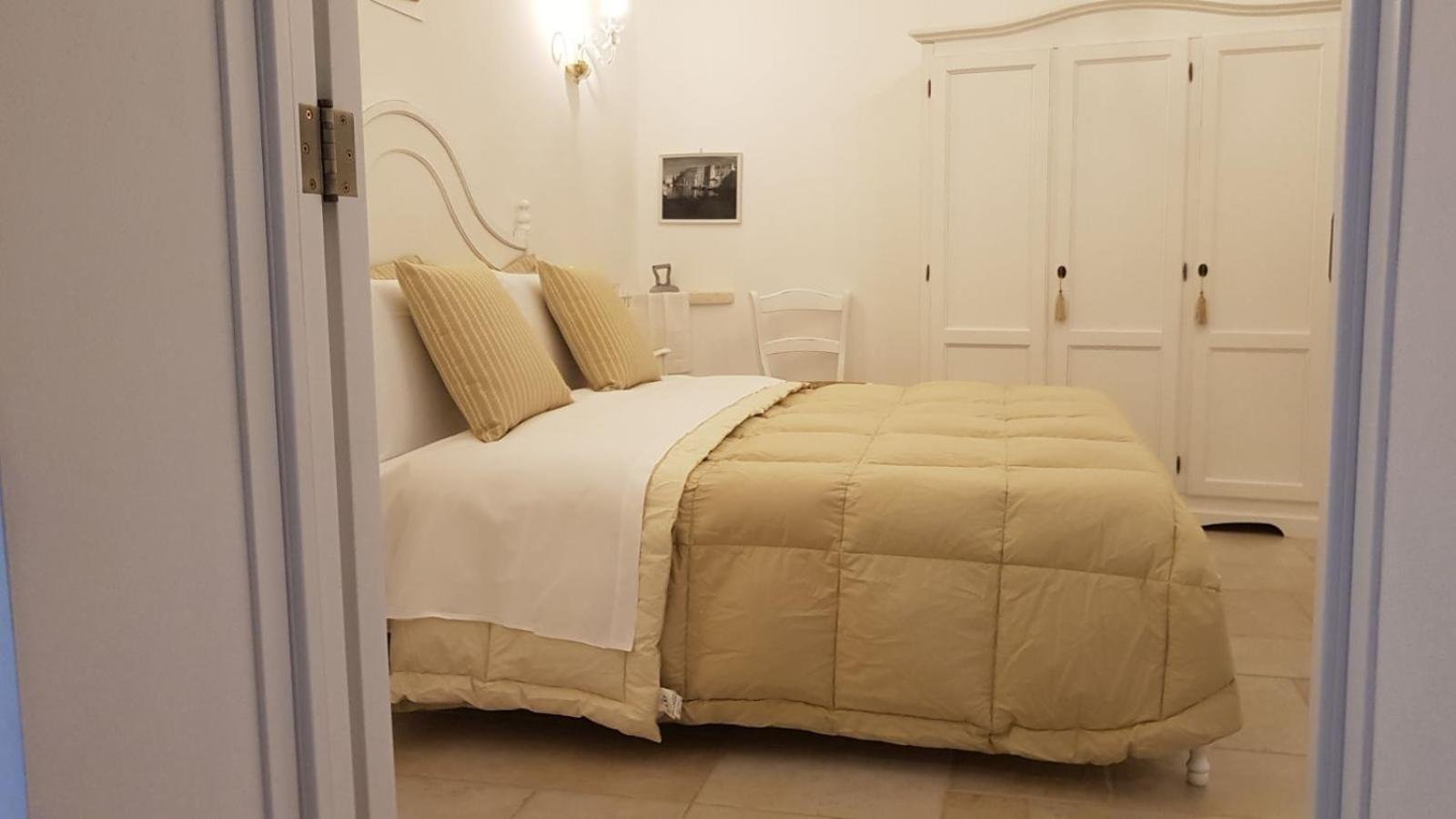 Dimora Palmieri Di Charme Bed and Breakfast Monopoli Exteriör bild